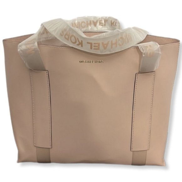 NEW MICHAEL KORS BLUSH PINK PATENT TOTE SHOULDER BAG - Picture 3 of 8